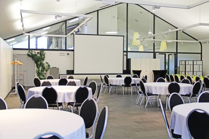 " Grande salle multifonctionelle"