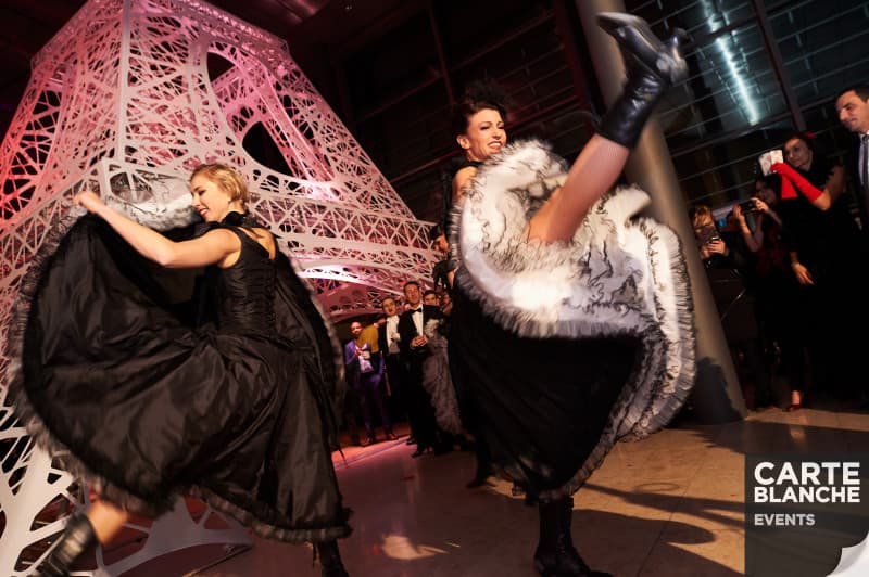 French cancan dancers
