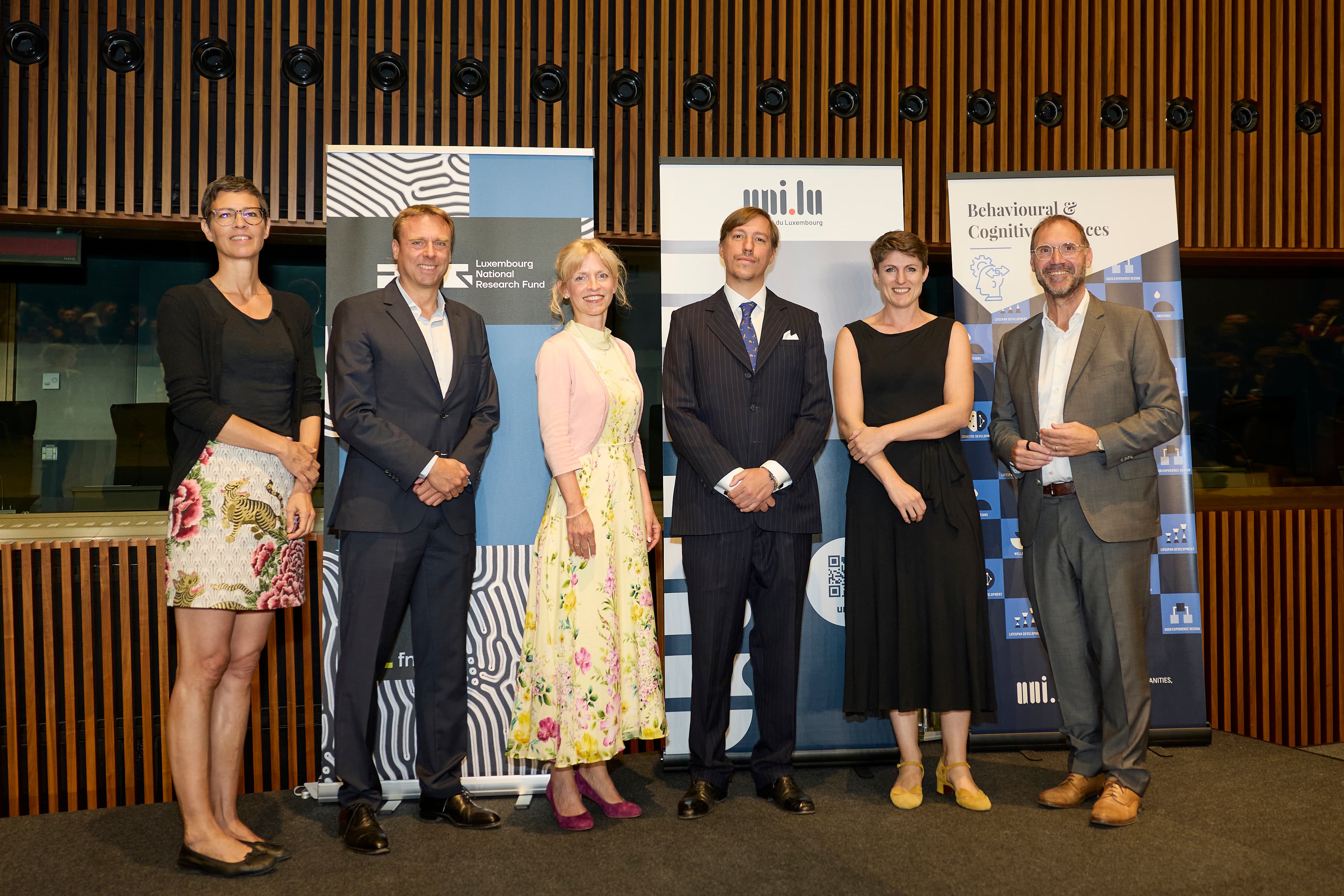 group picture of speakers and responsibles for the congress